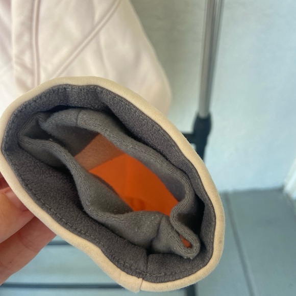 Gently used THE NORTH FACE Apex Jacket - Picture 6 of 6